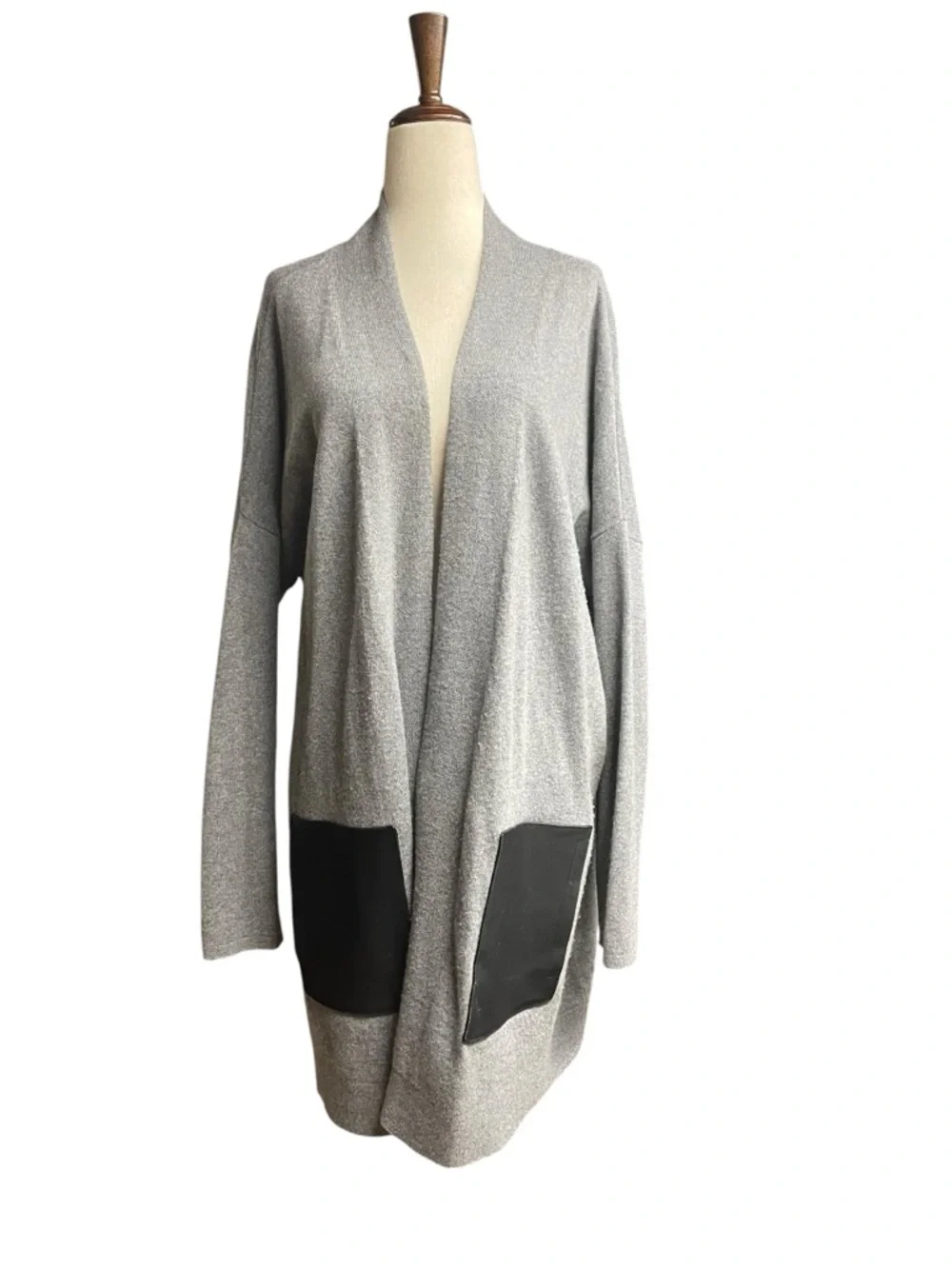 Eileen Fisher Cashmere Cardigan Sweater Large Grey Black Leather Pockets Luxe - Picture 2 of 12